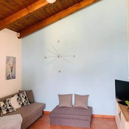 Charming In 70m² Spacious Terrace