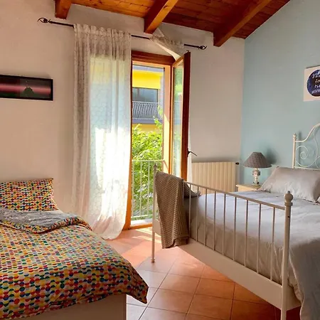 Charming In 70m² Spacious Terrace Lavena Ponte Tresa