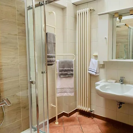Charming In 70m² Spacious Terrace * Lavena Ponte Tresa